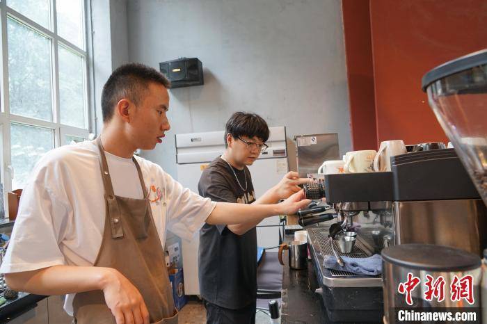 管家婆一和中特_蛟河首座生活垃圾焚烧发电厂并网发电 日处理生活垃圾500吨